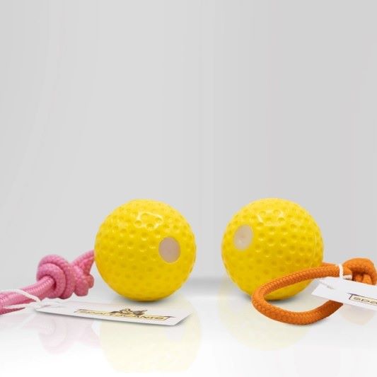 Yellow Super Ball mit Schnur